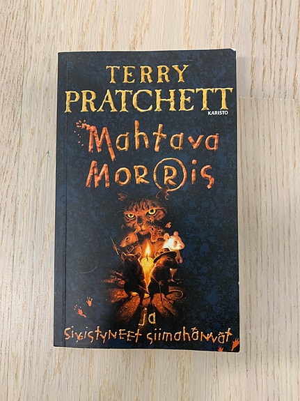Terry Pratchett : Mahtava Morris ja sivistyneet siimahännät