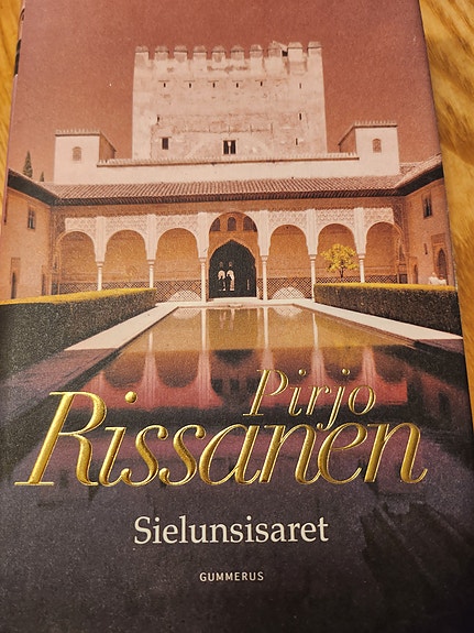 Pirjo Rissanen Sielunsisaret romaani