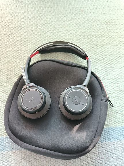 Plantronics Voyager Focus UC