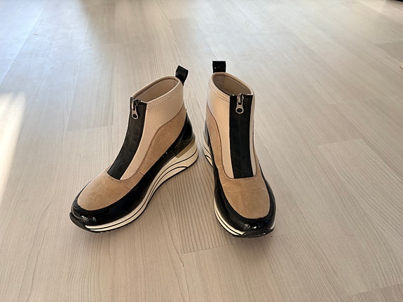 Rieker Remonte -nilkkurit koko 37 beige/musta