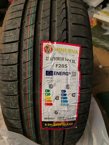Uudet kesärenkaat 2kpl