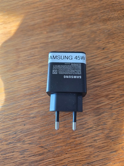 Samsung 45W laturi USB-C