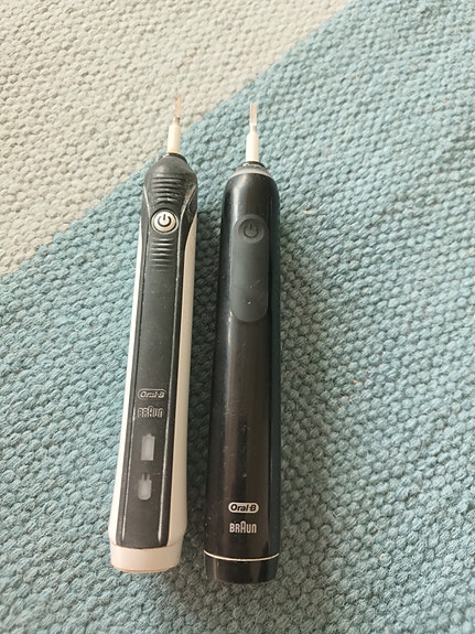 2kpl Oral-B sähköhammasharjoja