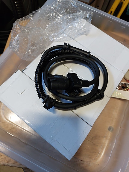 Jeep GC 99-04 abs anturi, uusi