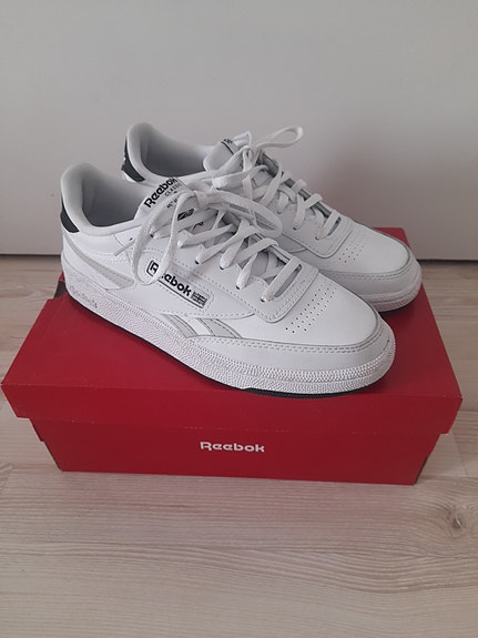 Reebok tennarit 36