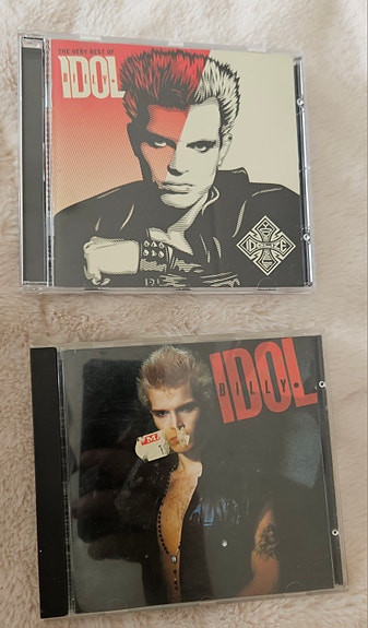 Billy Idol ensimmäinen levy sekä kokoelma levy