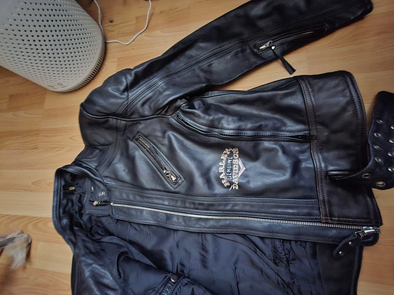 Product image 2 of 10