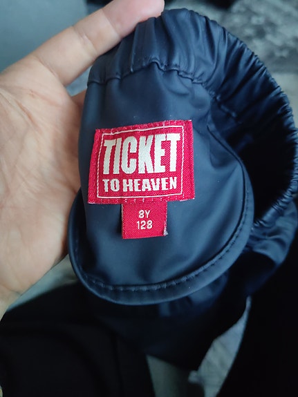 Ticket To heaven sadehousut 128cm