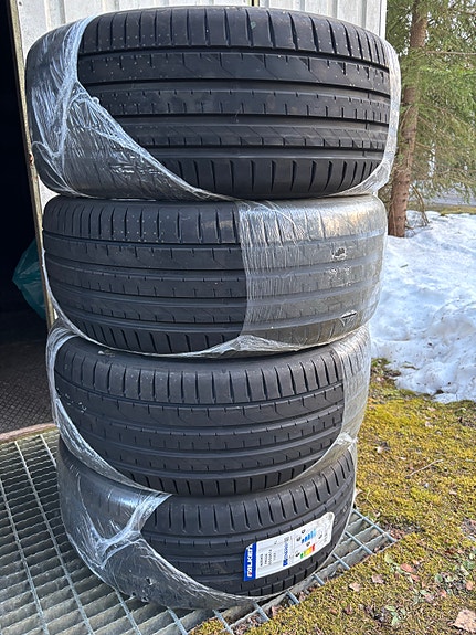 Kesärenkaat Falken Azenis FK520