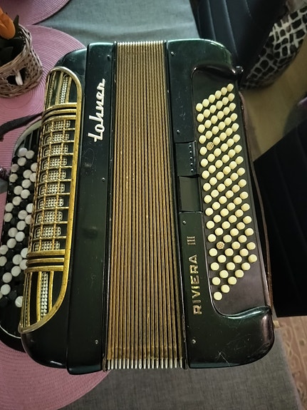 Harmonikka Hohner Riviera 3