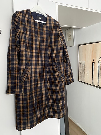 H&M:n ruudullinen villakangastakki (57% villaa) / koko 38