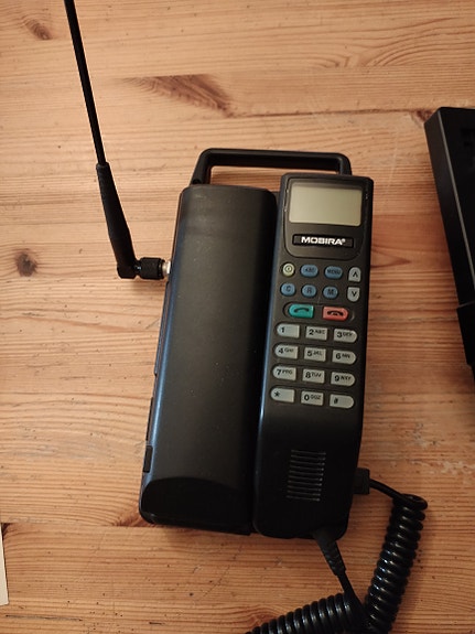 Nokia Mobira Talkman 720 matkapuhelin