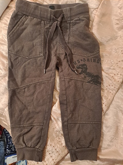 US Rhino poikien housut koko 98 ruskea