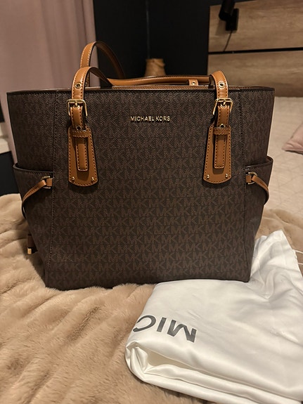 Michael Kors Voyager Signature tote käsilaukku