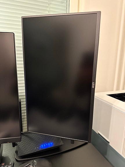 MSI PRO MP165 mobiilinäyttö 15,6”