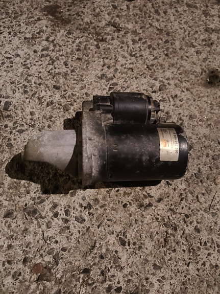Micra K11 1.0 startti