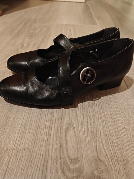 Tanssikengät 38