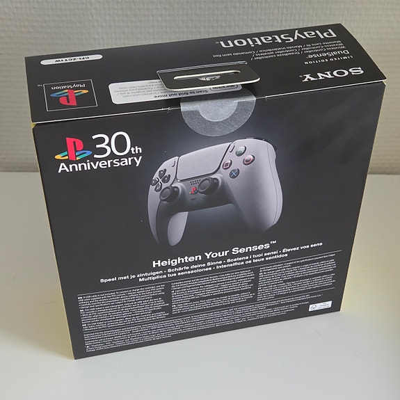 Product image 3 of 3
