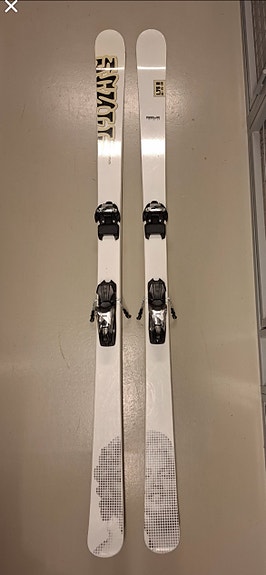 Zolo laskettelusukset + monot