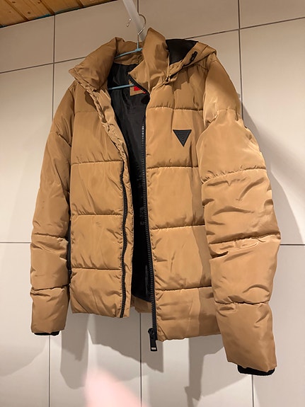 Guess talvitakki miesten XS (164-176 pojat)
