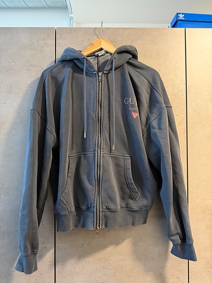 Guess Oversize huppari
