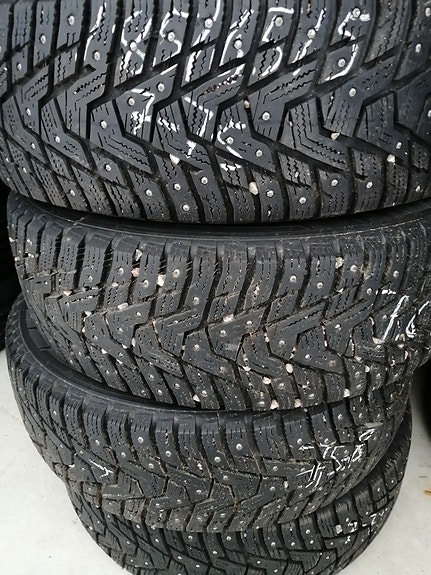 185/65R15 nastarenkaat sis työt