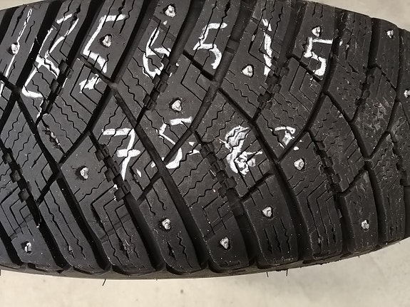 1kpl 185/65R15 Goodyear nastarengas sis työt