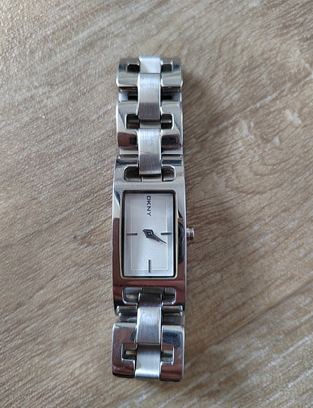 DKNY naisten rannekello