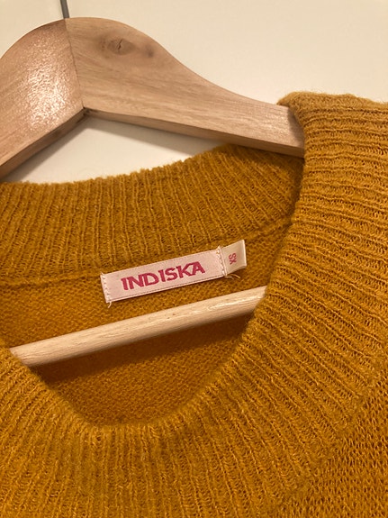 Indiska keltainen neule xs