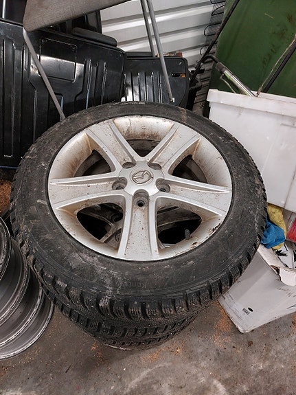 Mazda 5x114,3 alumiinivanteet+talvirenkaat