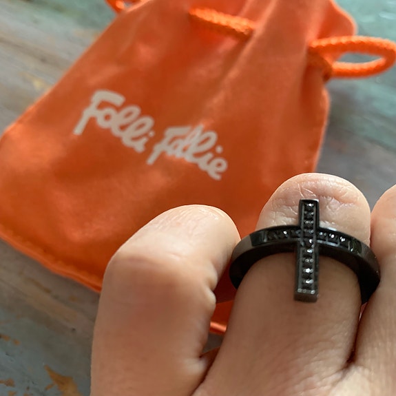 Folli Follie musta Unisex sormus