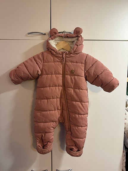 Vaaleanpunainen nalle toppahaalari 68