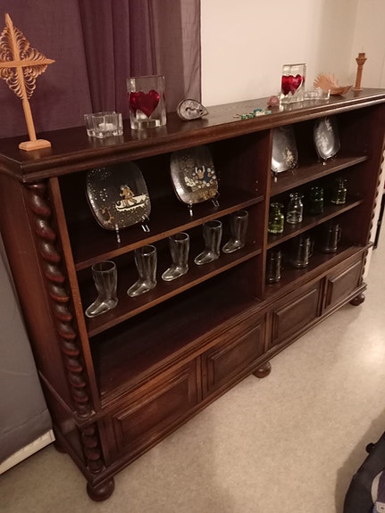 Tammi kaappi/lipasto