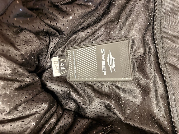 Product image 4 of 6