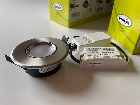 5kpl himmennettäviä ja suunnattavia Etman led -alasvaloja, 4000K