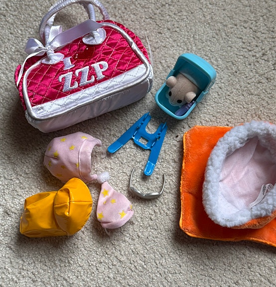 Zhu Zhu Pets vauva ja tarvikkeita