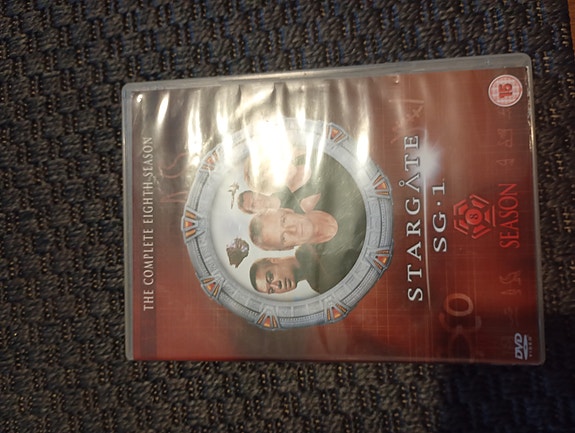 Stargate SG-1 Dvd-boksit kaudet 1–8