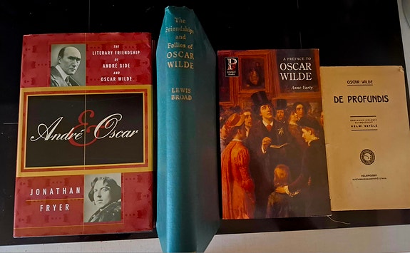 Oscar Wilde - aiheisia tietokirjoja