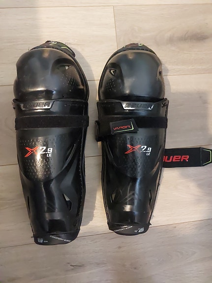 Bauer Vapor X2.9 LE jääkiekkosäärisuojat Jr 13"