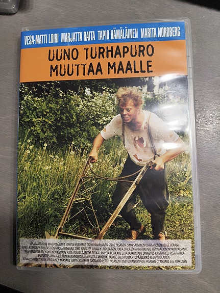 Uuno Turhapuro muuttaa maalle DVD-elokuva