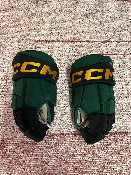 Ccm 85c 12 ilves jääkiekkohanskat