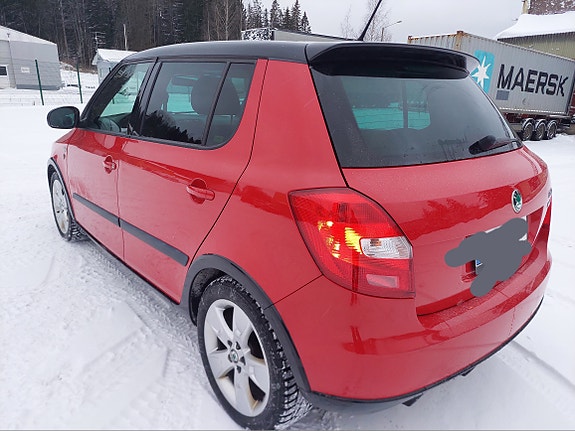 Skoda Fabia 2 takalasi