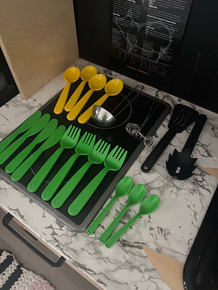 Product image 9 of 10