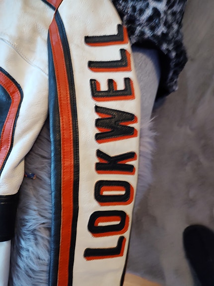 Product image 3 of 7