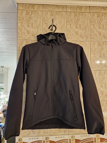 Raahe, Pyhäjoki. 158 softshell takki uusi