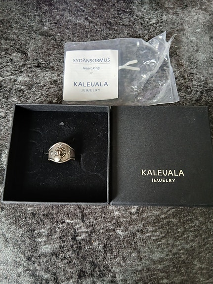 Kalevala Sydänsormus hopea naiset
