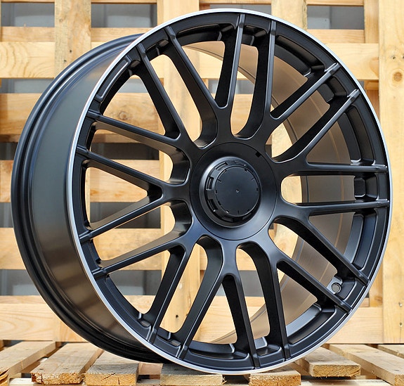 UGM Wheels 8/9x18 5x112 Vannesarja