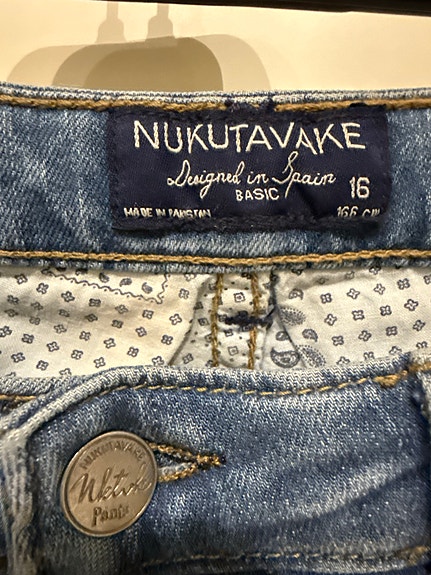 Nukutavake farkut 166cm (16v) *Hienot!*