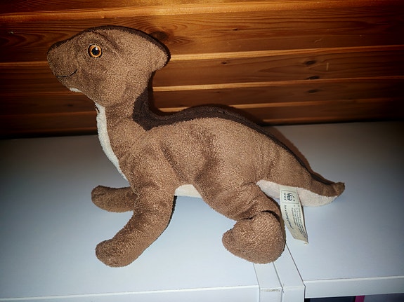 Pehmoja. Norsu, dinosaurus, pokemon, capivara