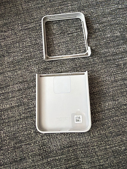 Samsung Flip 6 kuoret harmaat